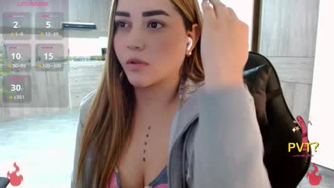 lucia star  online show from December 2025 11:54:01 PM