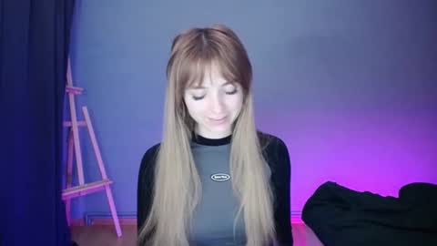 Lucy online show from February 2025 07:44:02 PM