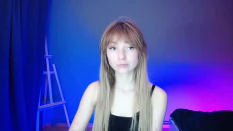 Lucy online show from March 2025 10:36:02 PM