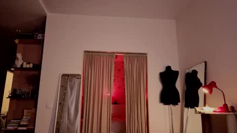 Snapshot of luciacoy chatting on January 2026 05:29:02 PM Lucia online show from January 2026 05:29:02 PM