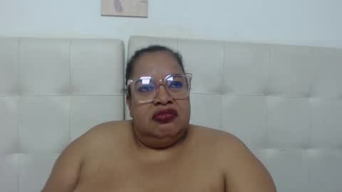 Luciana online show from February 2025 03:15:02 PM