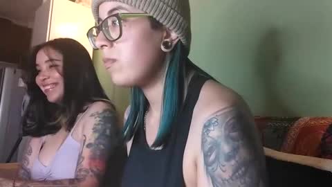 Snapshot of lucianacapisce chatting on February 2025 01:31:01 AM Dani 3 online show from February 2025 01:31:01 AM