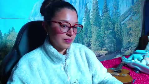 Snapshot of lucianahalen chatting on March 2026 03:10:01 AM Lucy online show from March 2026 03:10:01 AM