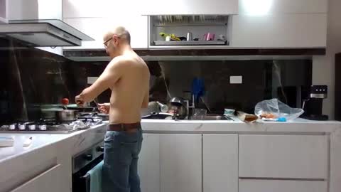 Snapshot of lucianneo chatting on November 2025 03:36:02 PM LucianNeo online show from November 2025 03:36:02 PM