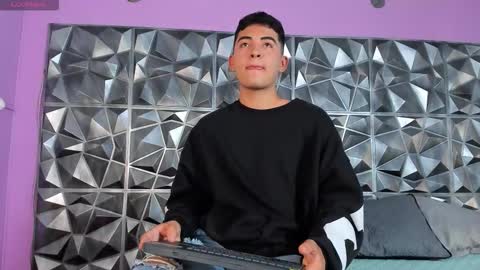 Luciano online show from March 2026 03:34:02 AM