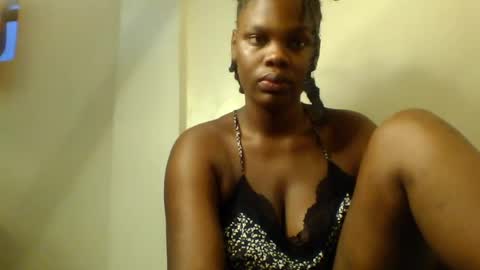 luciaresa online show from July 2026 03:32:02 AM
