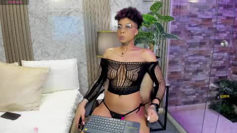 Snapshot of luciawallace chatting on July 2026 08:38:02 PM lucia wallace online show from July 2026 08:38:02 PM
