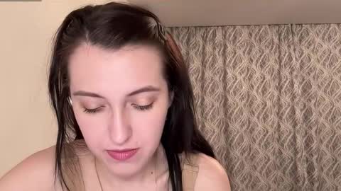 Mary online show from December 2025 06:28:01 PM