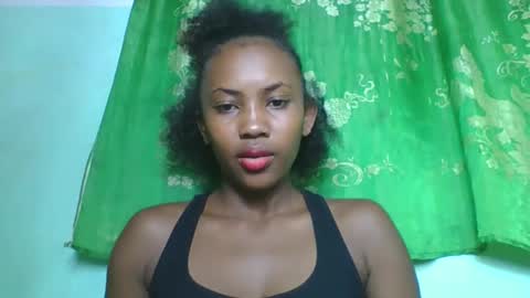 Snapshot of lucie196645 chatting on April 2026 04:56:02 PM lucie196645 online show from April 2026 04:56:02 PM
