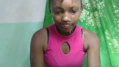 Snapshot of lucie196645 chatting on April 2026 01:35:02 PM lucie196645 online show from April 2026 01:35:02 PM