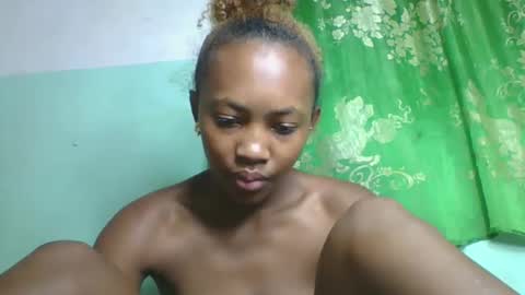 Snapshot of lucie196645 chatting on May 2026 02:39:01 AM lucie196645 online show from May 2026 02:39:01 AM