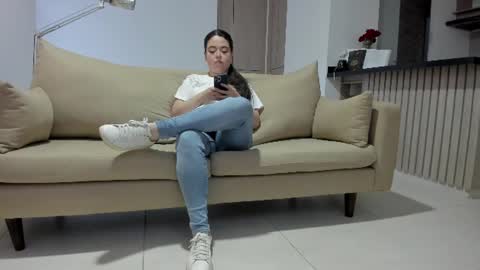 Lucie online show from July 2026 11:00:01 PM