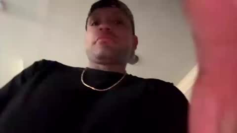 lucifer_310 online show from October 2025 05:57:01 PM