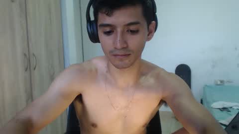 Snapshot of lucifferr_ chatting on January 2025 10:48:01 PM leonel online show from January 2025 10:48:01 PM