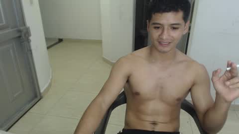 Snapshot of lucifferr_ chatting on March 2025 04:16:02 AM leonel online show from March 2025 04:16:02 AM