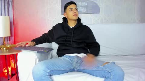 Leo online show from February 2025 11:02:01 AM