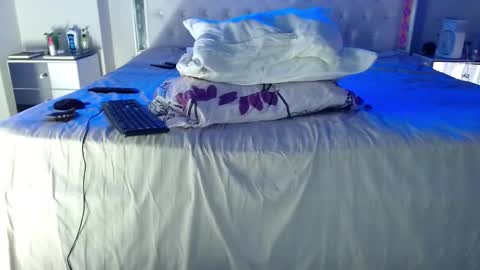 Snapshot of luciifer_hills chatting on December 2024 11:43:02 AM luciifer_hills online show from December 2024 11:43:02 AM