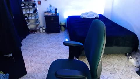 Snapshot of luciifer_hills chatting on January 2025 06:06:01 PM luciifer_hills online show from January 2025 06:06:01 PM