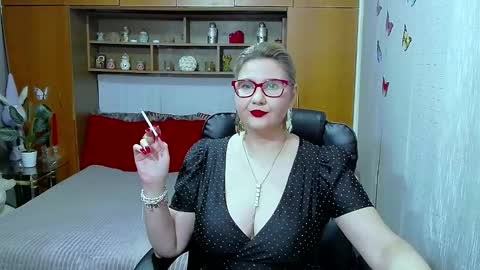 Snapshot of lucillefenlys chatting on March 2026 08:59:01 PM Lucille Fenly online show from March 2026 08:59:01 PM