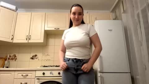 Snapshot of lucindapano chatting on November 2025 09:57:02 PM Sofia online show from November 2025 09:57:02 PM