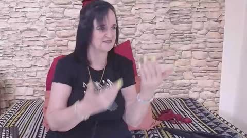 Grace online show from November 2025 05:32:02 AM