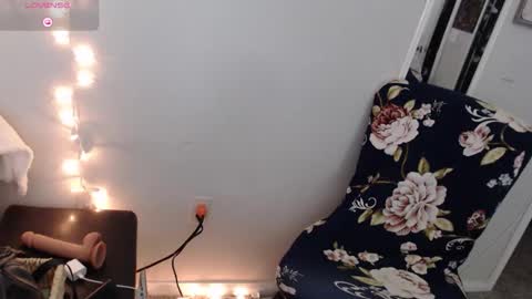 Snapshot of lucklucybbw chatting on March 2026 02:15:01 AM lucklucybbw online show from March 2026 02:15:01 AM