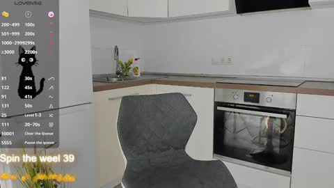 lucky__lady_ online show from January 2025 09:10:01 PM