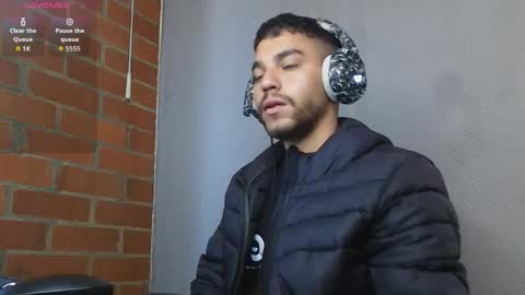 lucky_blessed online show from April 2026 11:51:02 AM