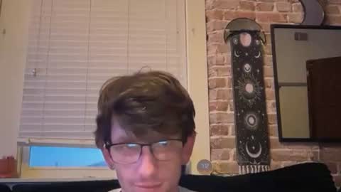 Snapshot of lucky_bme chatting on April 2026 12:33:01 AM lucky_bme online show from April 2026 12:33:01 AM