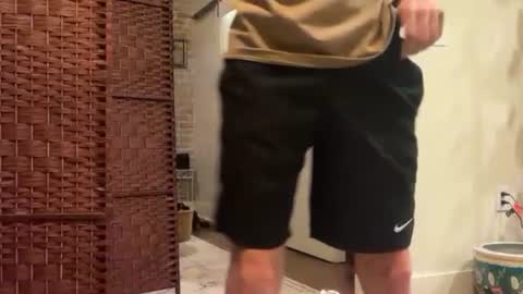 Snapshot of lucky_bme chatting on April 2026 01:49:02 AM lucky_bme online show from April 2026 01:49:02 AM