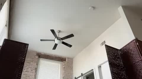 Snapshot of lucky_bme chatting on April 2026 03:59:01 PM lucky_bme online show from April 2026 03:59:01 PM