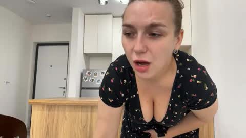 lucky_foryou_baby online show from November 2025 06:46:02 AM