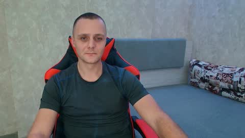 Ethan online show from December 2024 10:34:02 PM