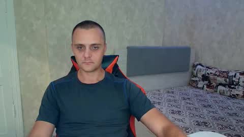 Ethan online show from September 2025 06:51:02 PM