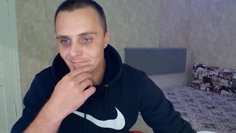 Ethan online show from September 2025 06:22:02 PM