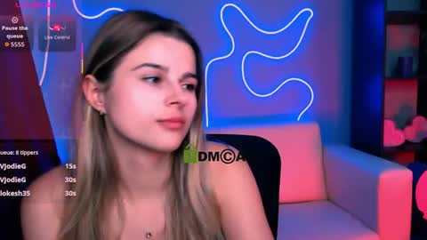 Snapshot of luckybabymeow chatting on June 2026 03:25:01 AM Mila Sweetheart online show from June 2026 03:25:01 AM