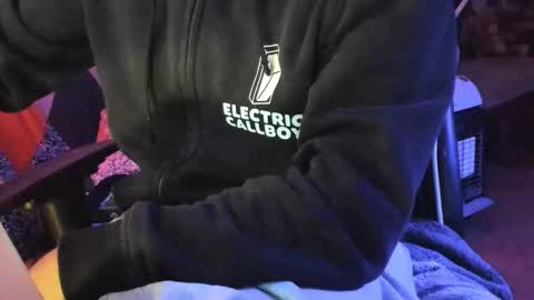 Snapshot of luckydrakex chatting on November 2025 10:18:02 PM Lucky online show from November 2025 10:18:02 PM