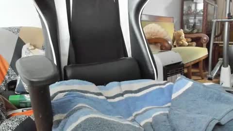 Snapshot of luckydrakex chatting on November 2025 08:42:01 AM Lucky online show from November 2025 08:42:01 AM