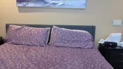 luckylee1992 online show from October 2025 02:00:01 AM