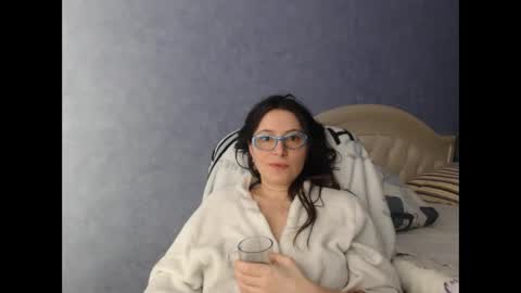 luckylinda23 online show from February 2025 11:46:02 AM