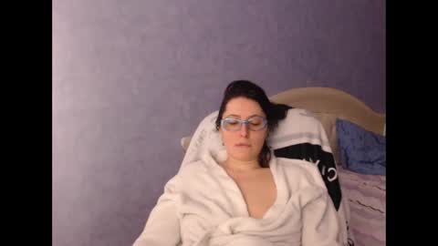 luckylinda23 online show from February 2025 04:36:02 PM