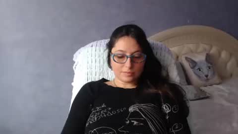 luckylinda23 online show from October 2025 10:56:02 AM