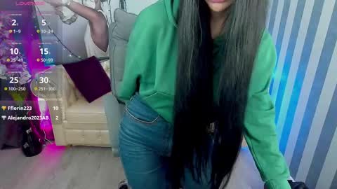 Monika online show from December 2024 10:18:01 AM