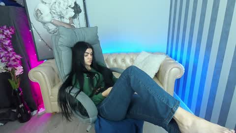 Monika online show from December 2024 04:46:02 PM