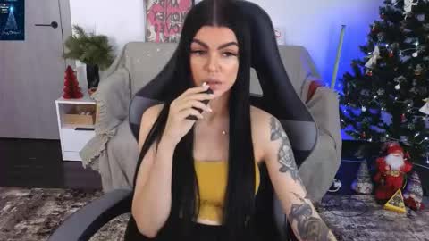 Monika online show from December 2025 07:36:01 AM