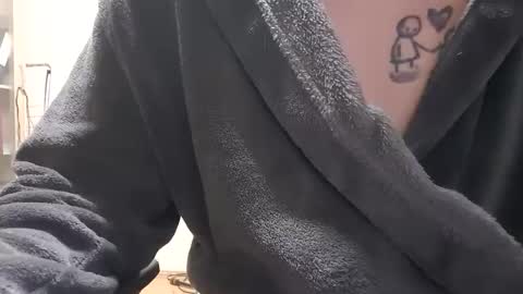 luckyshot91 online show from March 2025 09:08:02 PM