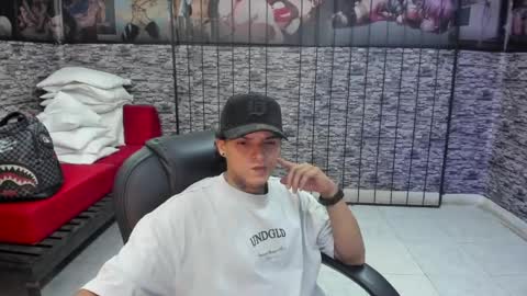 Lucky online show from April 2026 10:01:01 PM