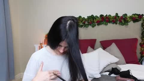 Lucy online show from March 2025 12:17:01 PM