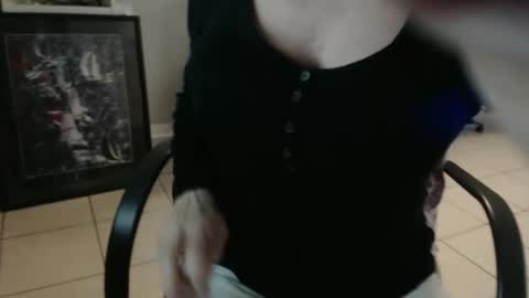 Snapshot of lucy_0000 chatting on April 2026 02:14:01 AM lucy_0000 online show from April 2026 02:14:01 AM