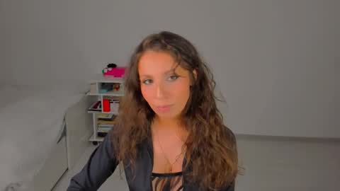 lucy__ray online show from January 2026 07:17:02 PM